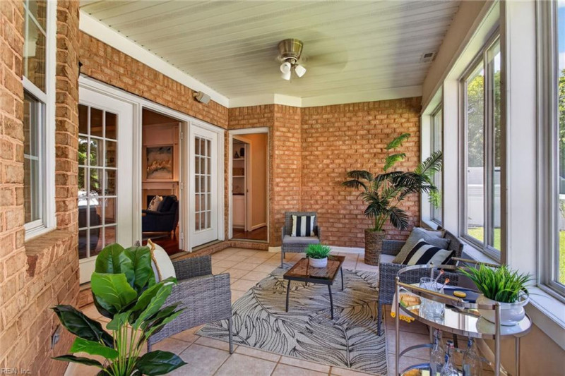 Photo 36 of 50 residential for sale in Chesapeake virginia