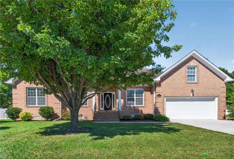 Photo 5 of 50 residential for sale in Chesapeake virginia