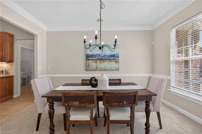 Photo 9 of 50 residential for sale in Chesapeake virginia