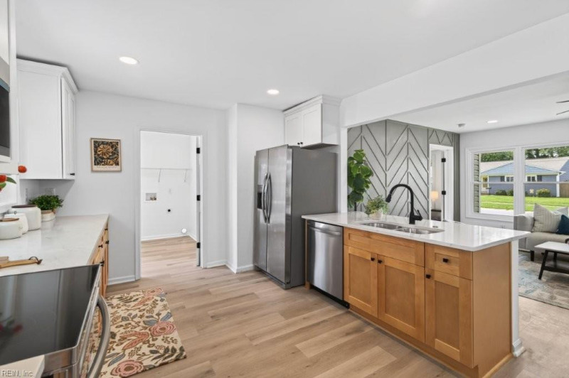 Photo 13 of 39 residential for sale in Norfolk virginia
