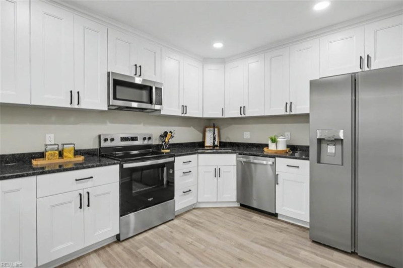 Photo 12 of 29 residential for sale in Newport News virginia