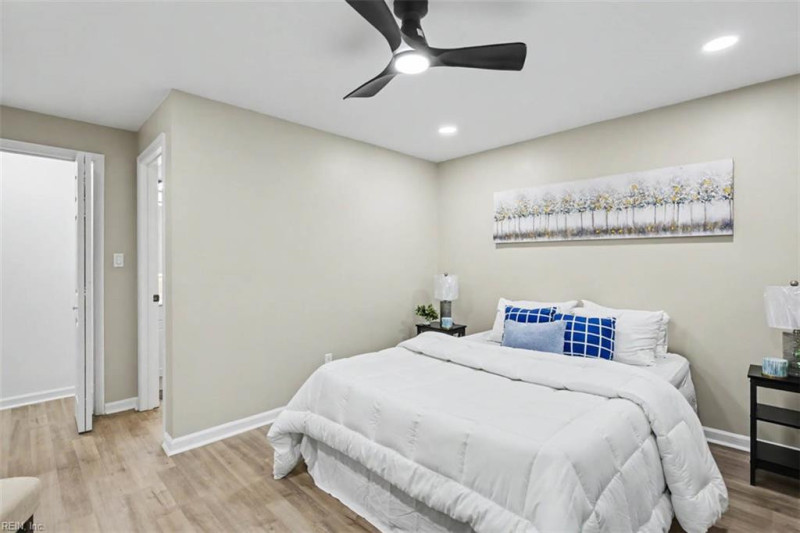 Photo 21 of 29 residential for sale in Newport News virginia