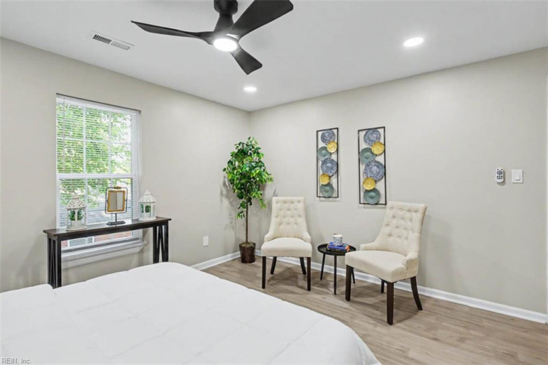 Photo 25 of 29 residential for sale in Newport News virginia