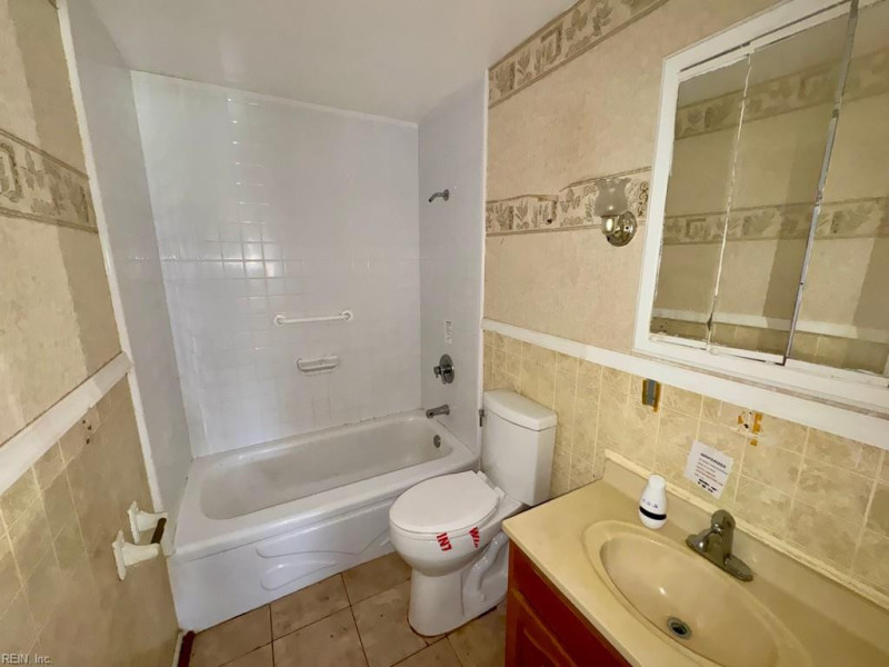 Photo 17 of 17 residential for sale in Portsmouth virginia Photo 17 of 17 residential for sale in Portsmouth virginia