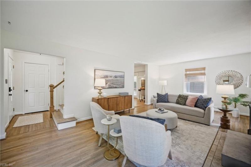 Photo 12 of 49 residential for sale in Virginia Beach virginia