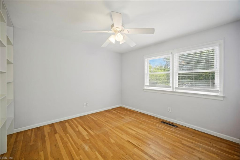 Photo 32 of 49 residential for sale in Virginia Beach virginia