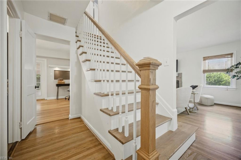 Photo 9 of 49 residential for sale in Virginia Beach virginia