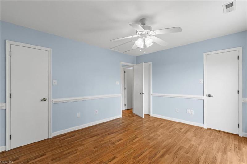 Photo 12 of 15 residential for sale in Hampton virginia