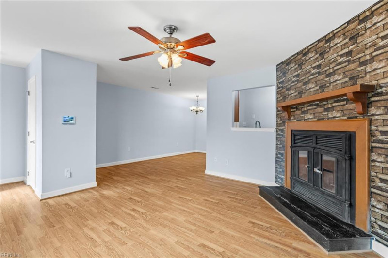 Photo 6 of 15 residential for sale in Hampton virginia