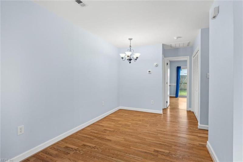 Photo 7 of 15 residential for sale in Hampton virginia