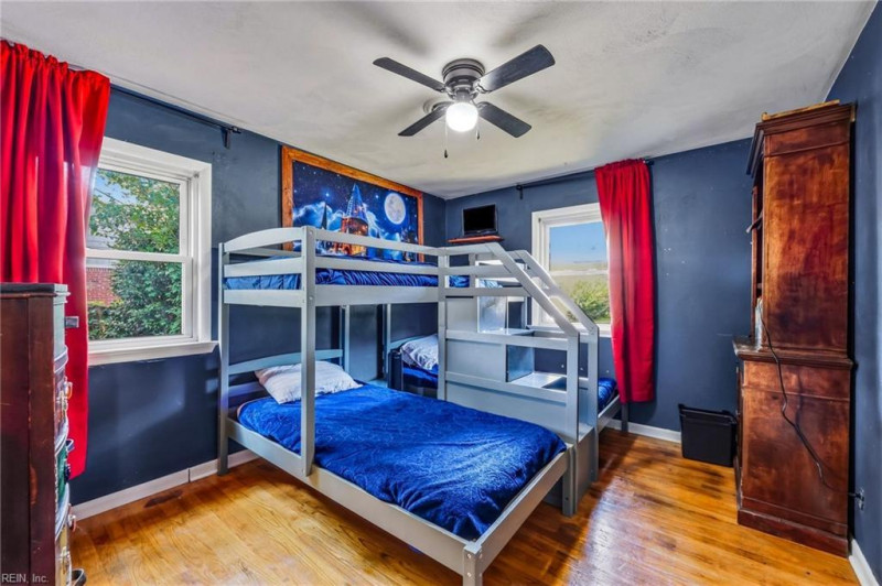 Photo 18 of 30 residential for sale in Virginia Beach virginia