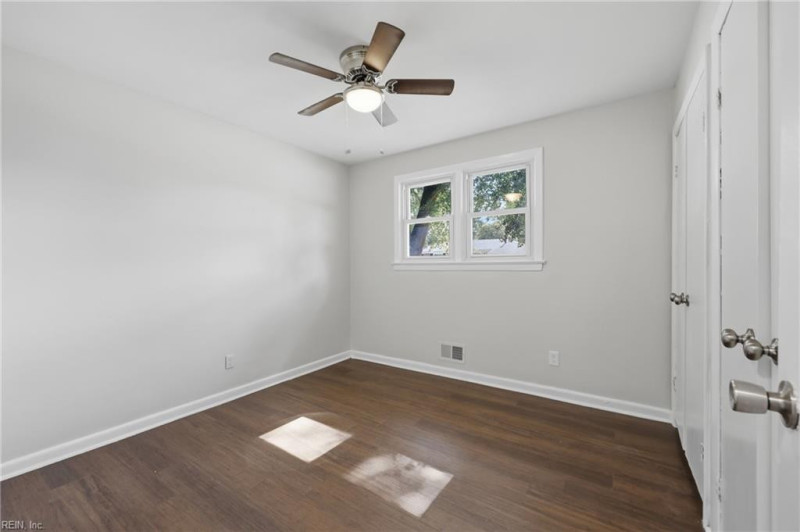 Photo 33 of 48 residential for sale in Portsmouth virginia Photo 33 of 48 residential for sale in Portsmouth virginia
