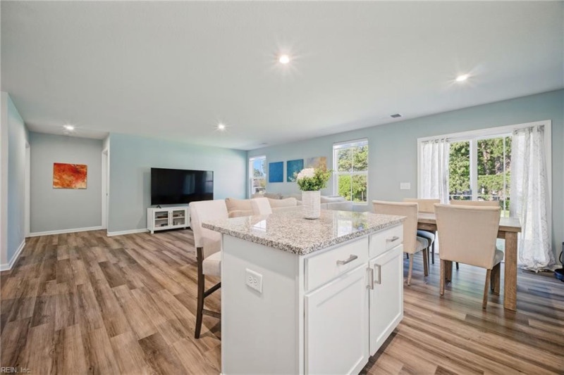 Photo 13 of 43 residential for sale in Portsmouth virginia