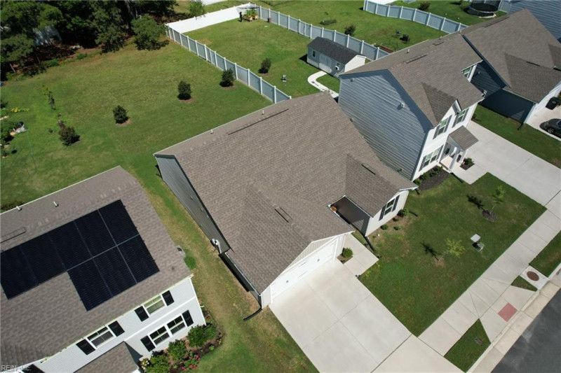 Photo 32 of 43 residential for sale in Portsmouth virginia