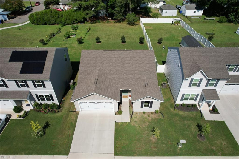 Photo 34 of 43 residential for sale in Portsmouth virginia