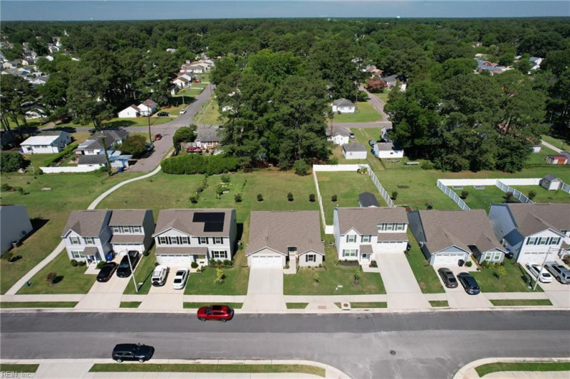 Photo 37 of 43 residential for sale in Portsmouth virginia