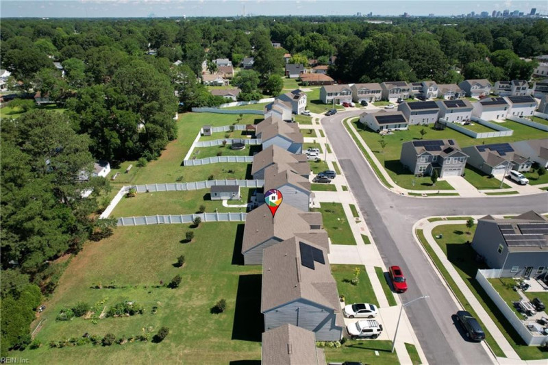 Photo 40 of 43 residential for sale in Portsmouth virginia