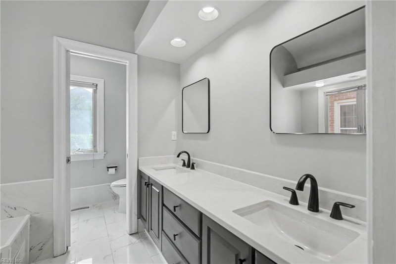 Photo 26 of 48 residential for sale in Norfolk virginia