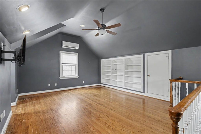 Photo 30 of 48 residential for sale in Norfolk virginia