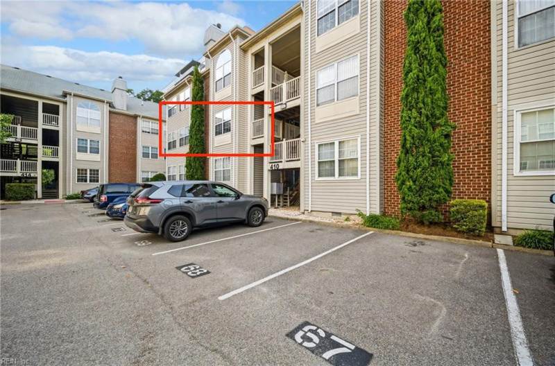 Photo 2 of 19 residential for sale in Norfolk virginia