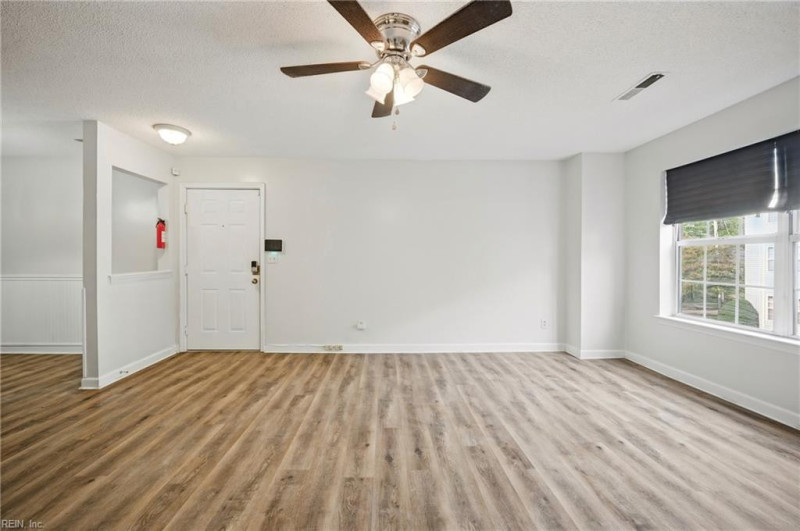 Photo 5 of 19 residential for sale in Norfolk virginia