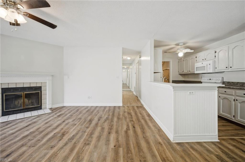 Photo 8 of 19 residential for sale in Norfolk virginia