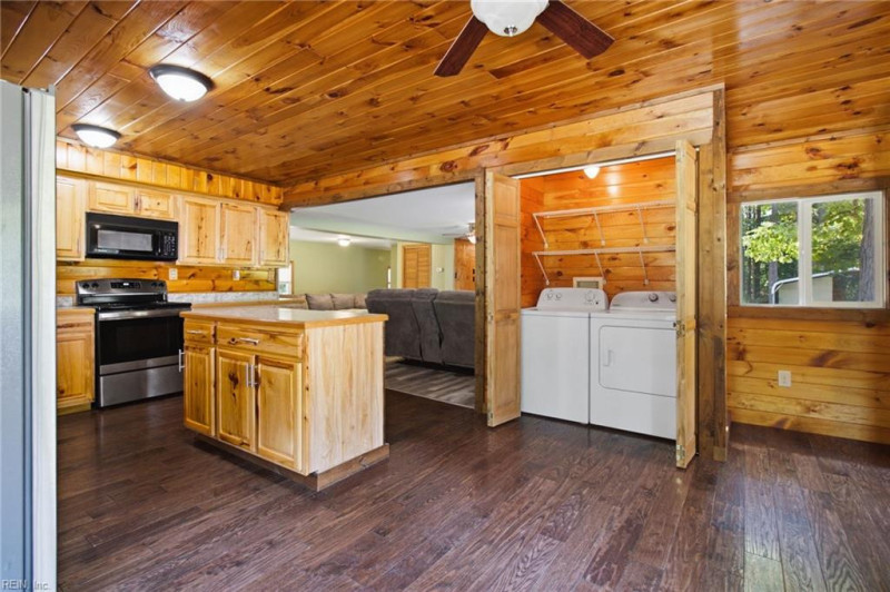 Photo 10 of 44 residential for sale in Isle of Wight County virginia