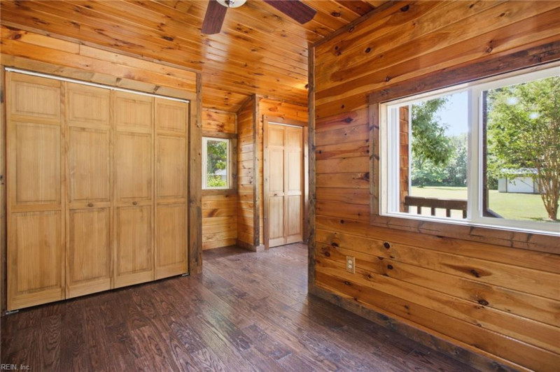 Photo 13 of 44 residential for sale in Isle of Wight County virginia