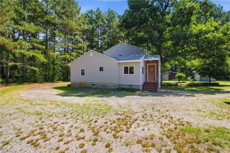 Photo 29 of 44 residential for sale in Isle of Wight County virginia