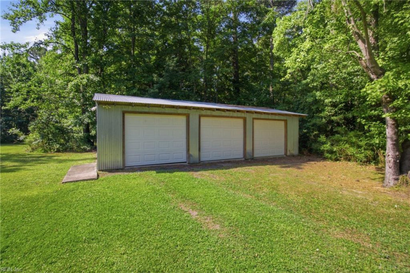 Photo 39 of 44 residential for sale in Isle of Wight County virginia