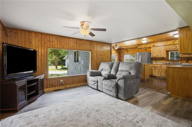 Photo 6 of 44 residential for sale in Isle of Wight County virginia