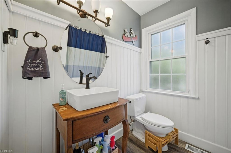 Photo 26 of 47 residential for sale in Virginia Beach virginia