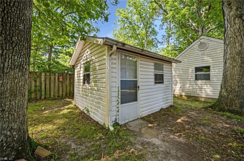 Photo 34 of 47 residential for sale in Virginia Beach virginia