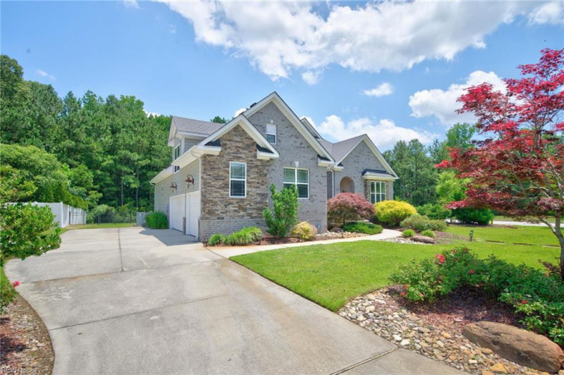 Photo 3 of 50 residential for sale in Virginia Beach virginia