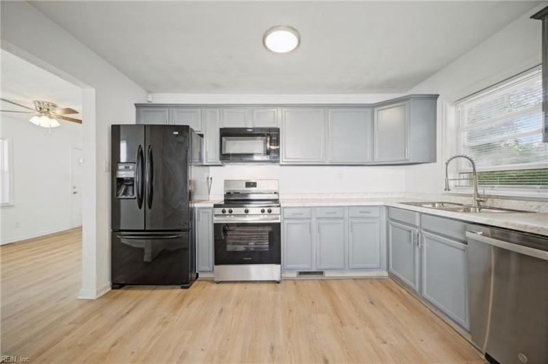 Photo 11 of 32 residential for sale in Portsmouth virginia Photo 11 of 32 residential for sale in Portsmouth virginia