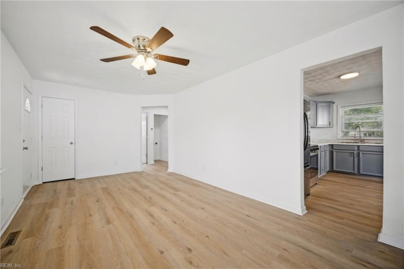 Photo 8 of 32 residential for sale in Portsmouth virginia Photo 8 of 32 residential for sale in Portsmouth virginia
