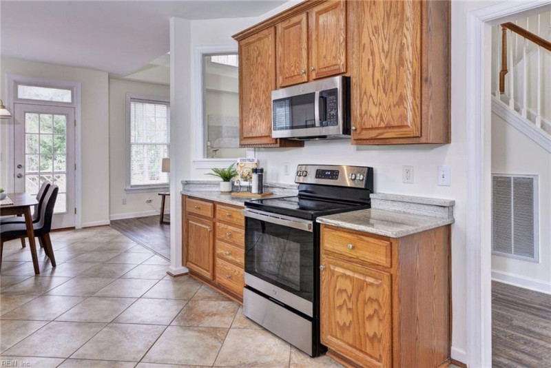 Photo 13 of 48 residential for sale in James City County virginia