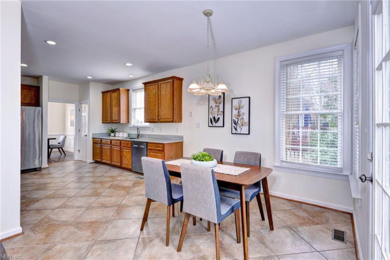 Photo 9 of 48 residential for sale in James City County virginia