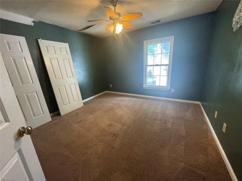 Photo 8 of 8 residential for sale in Chesapeake virginia