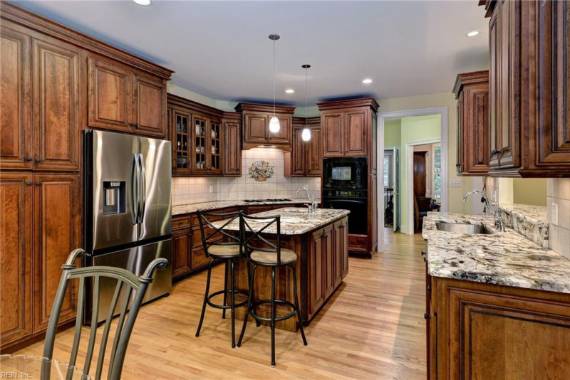 Photo 12 of 50 residential for sale in James City County virginia