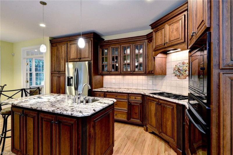 Photo 15 of 50 residential for sale in James City County virginia