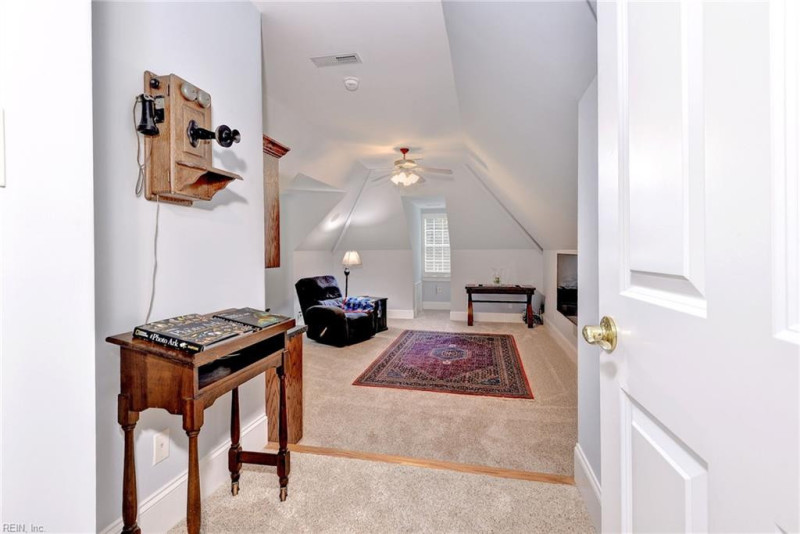Photo 40 of 50 residential for sale in James City County virginia