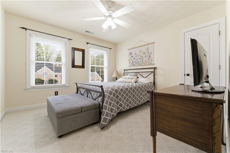 Photo 22 of 48 residential for sale in Chesapeake virginia