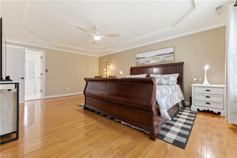 Photo 26 of 48 residential for sale in Chesapeake virginia