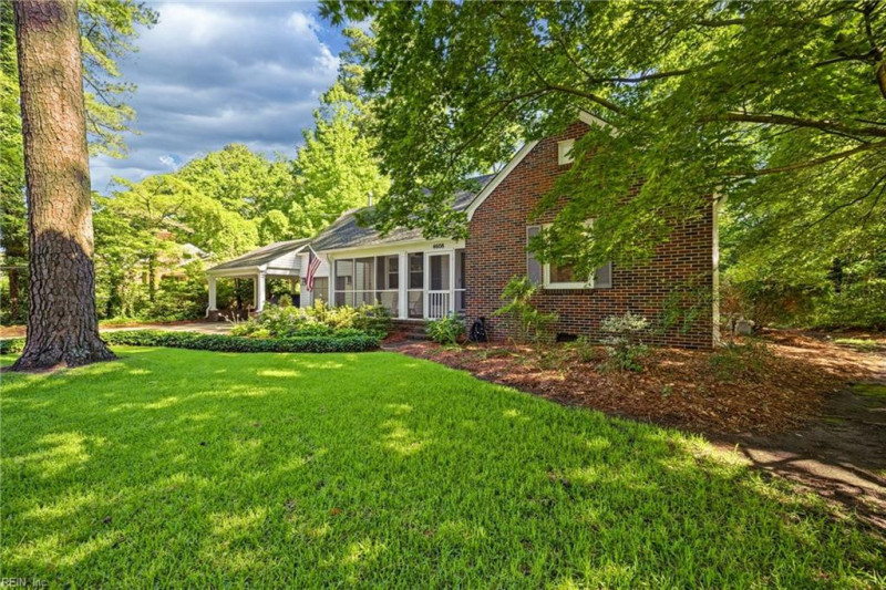 Photo 2 of 50 residential for sale in Portsmouth virginia