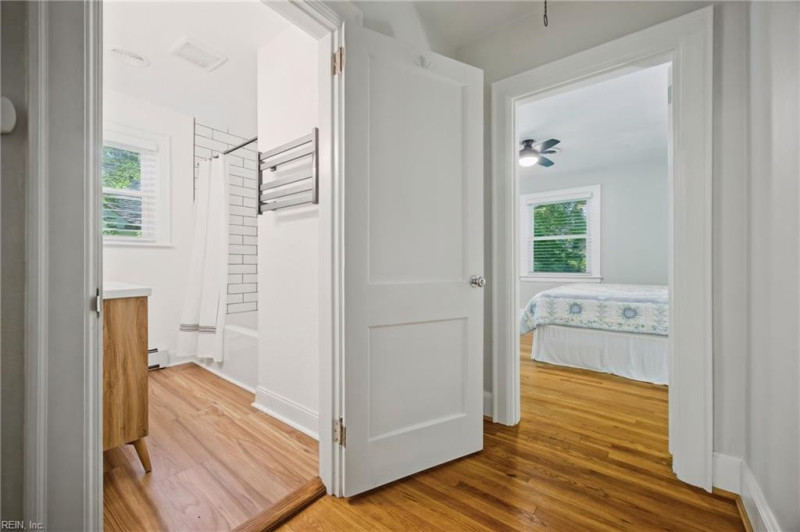 Photo 22 of 50 residential for sale in Portsmouth virginia