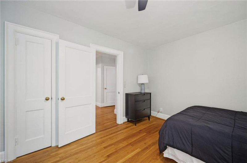 Photo 26 of 50 residential for sale in Portsmouth virginia