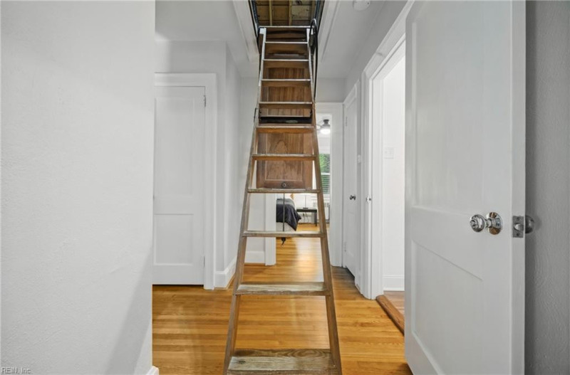 Photo 31 of 50 residential for sale in Portsmouth virginia
