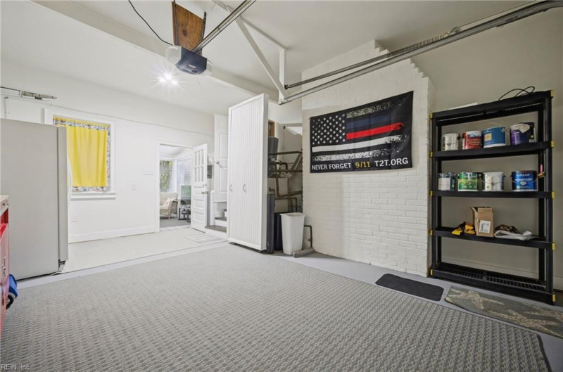 Photo 36 of 50 residential for sale in Portsmouth virginia