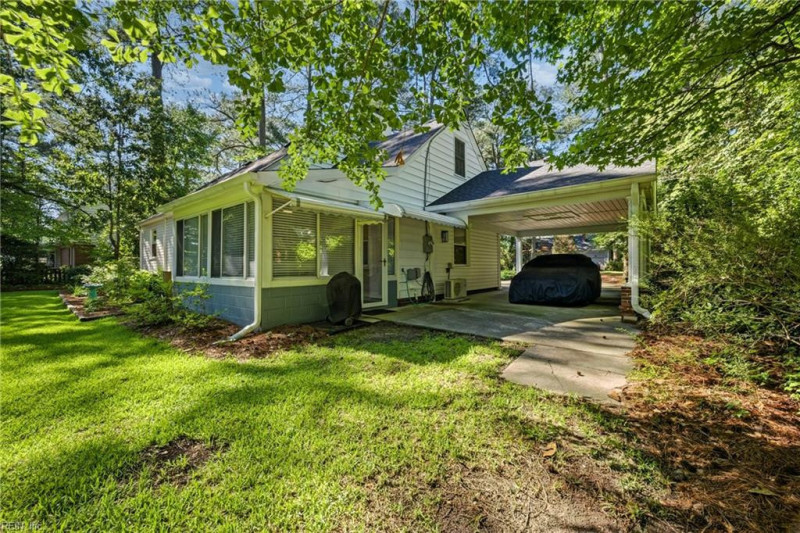 Photo 39 of 50 residential for sale in Portsmouth virginia